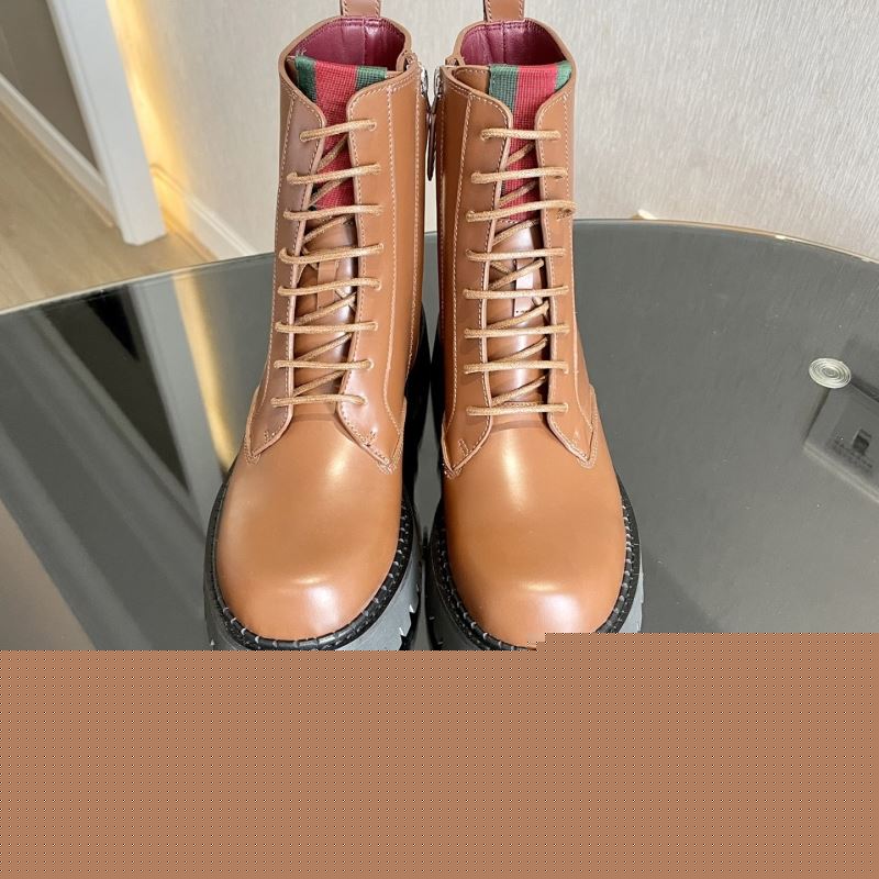 G*u*i boots